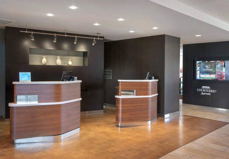 Отель Courtyard By Marriott Mt. Laurel Маунт-Лорел Экстерьер фото
